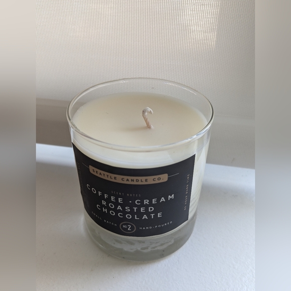 NWT Seattle Candle Company 🕯️ - Picture 3 of 3